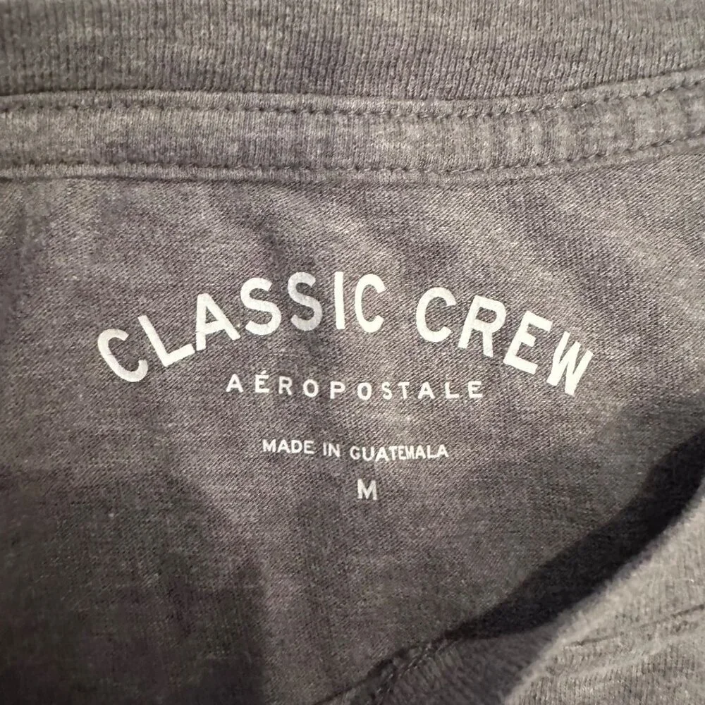 AEROPOSTALE GRAY CLASSIC CREW T SHIRT BLUE BUTTERFLIES WOMENS MEDIUM